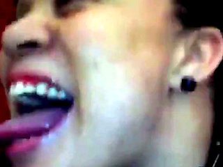 Ebony Amateur Deepthroats in POV Blowjob Video