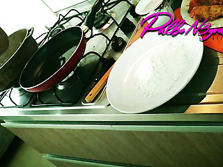 Pablon3grobar - COOKING WITH THE THROATPIE QUEEN