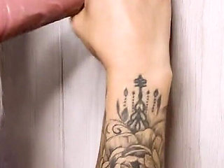 Chat Hot with a Fan Ends in Orgasm