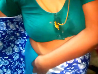 tamil desi house wife aunty saree changing village house