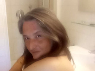 Mature MILF My hair, my look, your imagination