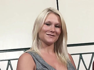 Busty blonde MILF Juliana Jolene gets deep orgasm from huge cock