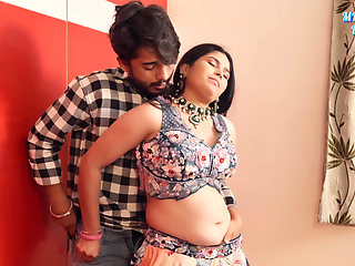 Collage Girlfriend Seduces Boyfriend in Bedroom Full Video 4K