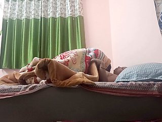 Banged my buddy's wife while he was on a video call