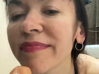 Sexy Girl After Workout Is Begging for Anal