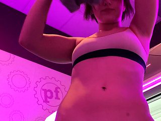 Brunette Solo Webcam Masturbation