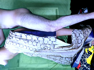 Friend wife chatting. She live alone a long time and she need sax.and he got alone then take advantage her young saxy figure and