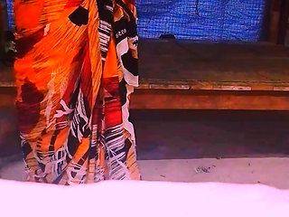 Desi bhabhi husband wife romance videos part 3