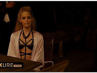 Candee Licious: Sensual Surprise