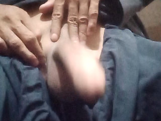 Male and female want to work with me in making porn videos without face, you can contact me.