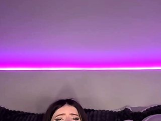 Adrianna Savu's magnificent dido session and finger