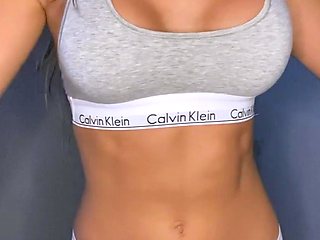 Brunette Solo Webcam Masturbation