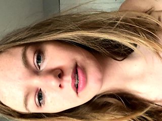 AMATEUR BIGTIT BLONDE TEEN MASTURBATES IN STALKINGS