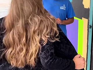 Amateur hottie fucked outdoor in public
