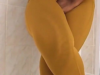 Pissing My Self Wearing Nylon Leggings in the Shower