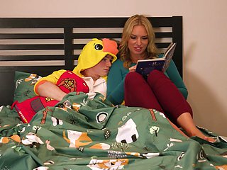 Blonde milf Rachael Cavalli rides a big cock