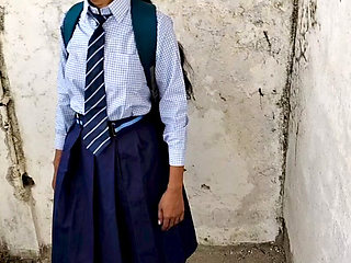 First Time Sex Indian village desi school girl - Viral MMS