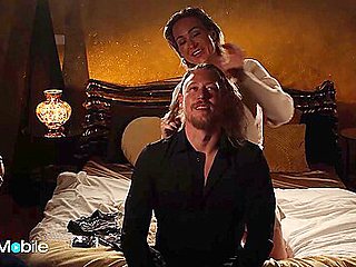 From Hair Braiding To Face Sitting, This Milf Awakens Deep Desire In Her Old Friend