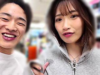 Japanese bj babe has her pussy fingered