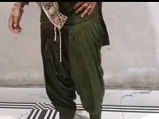 First time fucked a muslim bhabhi in hotel