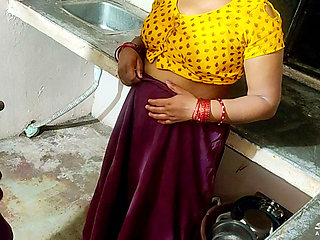 Desi bhabhi fuking hindi audio
