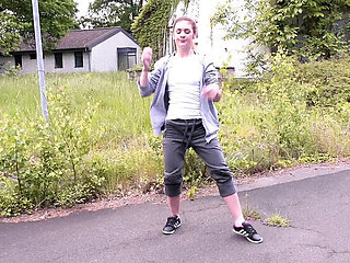 Sexy MILF Lullu Gun Outdoor Sex After Yoga & Jogging - Public Fetish Couple Casting