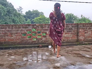 Desi Neha Bhabhi First Time Sex