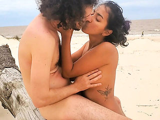 Wild Hope Fucks Sea Goddess on Desert Beach - Teen Brunette Latina Big Ass Rough Sex