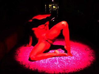 Blonde tight pussy babe solo toy fun in glamour masturbation