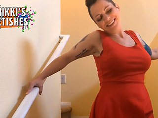 NIKKISFETISHES - Nikki Sequoia Feels Horny To Get Fuck