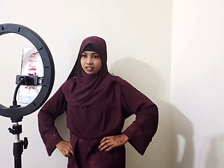 Desi Tik Toker Muslim Hijab Step Aunty Fuck tight pussy Beautiful Step Aunty viral Sex Video