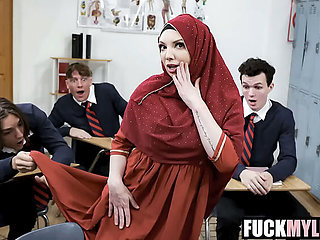 Hijabi MILF Kiki Daire Takes Three Cocks at Once with Rion King