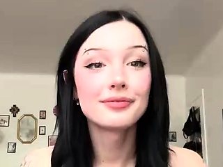 Horny Webcam Babe Solo Masturbation