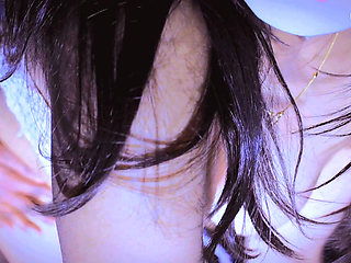 Dashain Ma Tika Thapnu Bhanda Pahile Puti Thaapeko