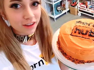 Making a Pornhub Cake!