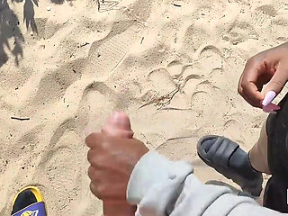 Pregnant Woman Is Abandoned by Her Husband and Masturbates a Stranger on the Beach Without Him Knowing Until She Gets All the Mi