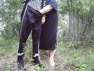 Stepmom Gives Blowjob in Park and Swallows Cum - Russian MILF Deep Throat