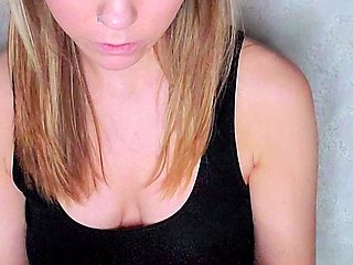 Blonde solo jerking off