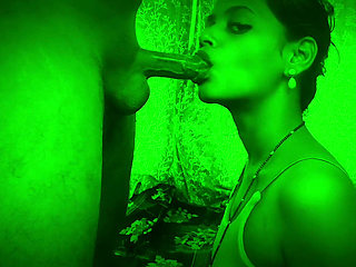 Priya ko Masti Karayi