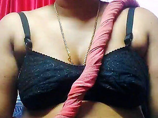 Indian Desi Aunty and Sexy Boy Very Good Sexy Chudai