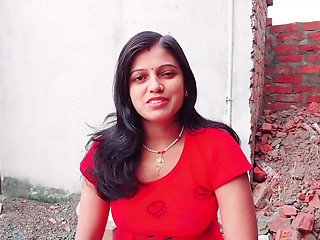 Pussy sealed ass" Komal's husband is very sexy wearing a cleansing jeans top.