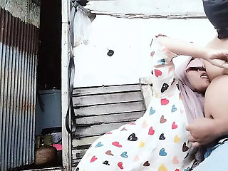 Indonesian Hijab MILF Riani Fucked Doggy Style Outdoor - Homemade Asian Blowjob & Cumshot