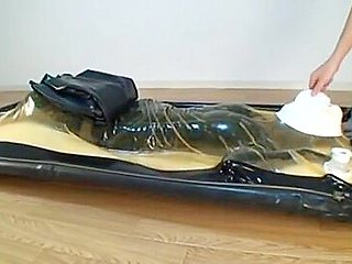 21 Latex Catsuit Doll Vacbed Breathplay