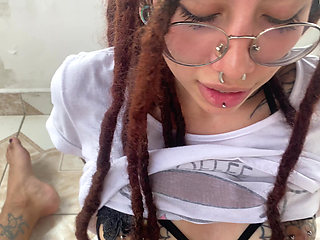 I fuck my delicious wife and make her a creampie