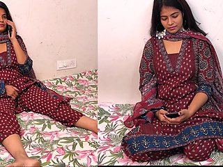 Komal Said That Were Saying Show Your Face, But Dont Show It To My Family Members, Please - Many People