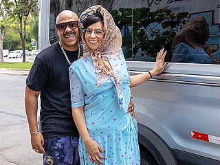 Plump Granny with Glasses Takes BBC in Van Doggystyle