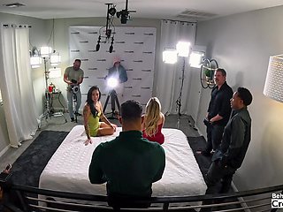 Behind the Scenes Group Sex Gangbang 2 Girls 5 Guys