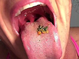 Kandys Crush:cuck Dinner Devour
