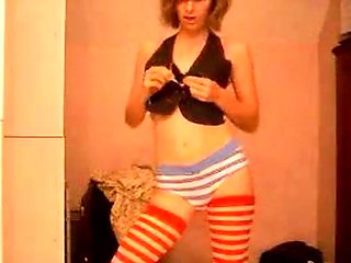 Skinny Amateur's Bikini Striptease on Webcam
