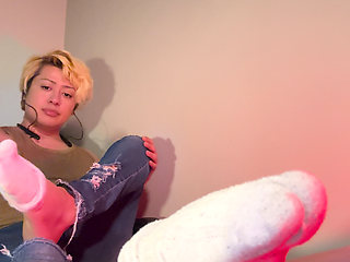 Feet in Jeans with toes